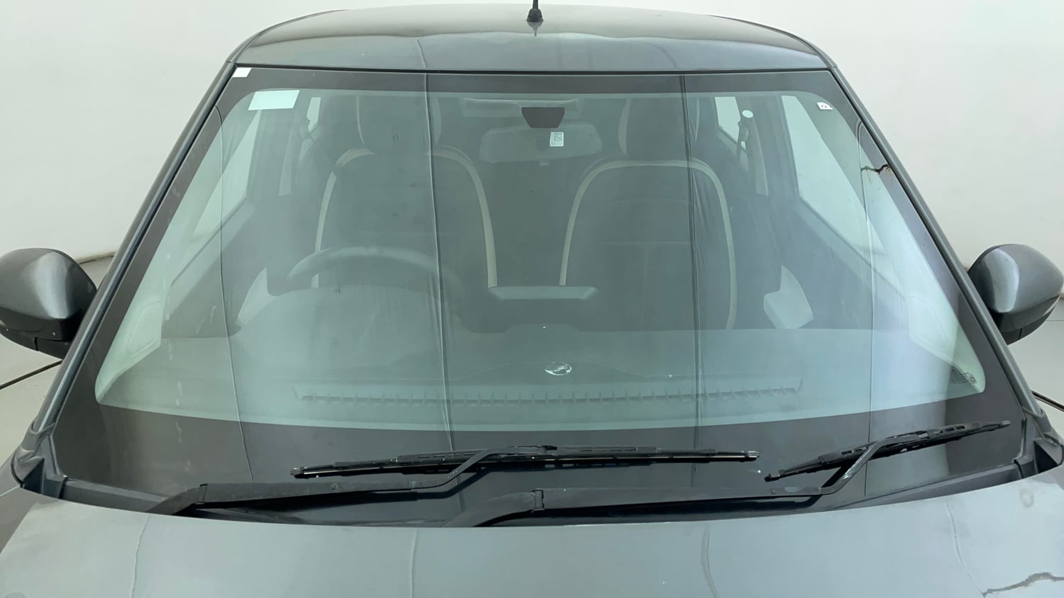 Used 2022 Tata Punch Accomplished MT Petrol + CNG(Outside Fitted) Cng Manual exterior FRONT WINDSHIELD VIEW
