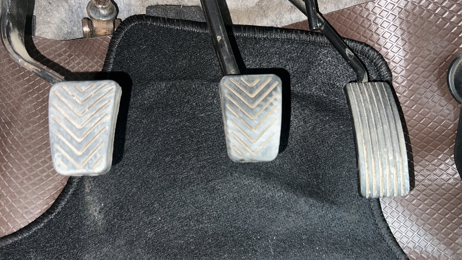 Used 2017 Hyundai Eon Sportz Petrol Manual interior PEDALS VIEW