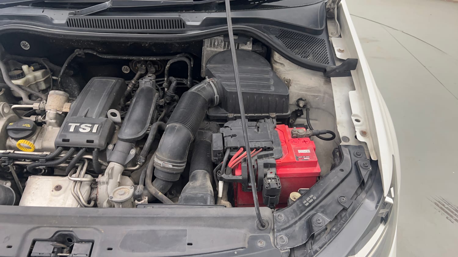 Used 2017 Volkswagen Vento Highline Plus 1.2 (P) AT 16 Alloy Petrol Automatic engine ENGINE LEFT SIDE VIEW
