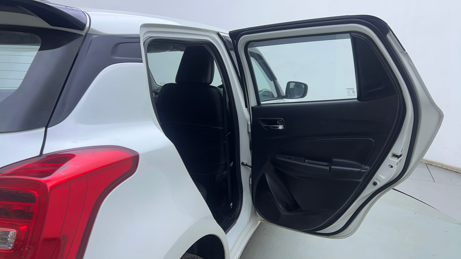 Used 2024 Maruti Suzuki Swift ZXi Petrol Manual interior RIGHT REAR DOOR OPEN VIEW