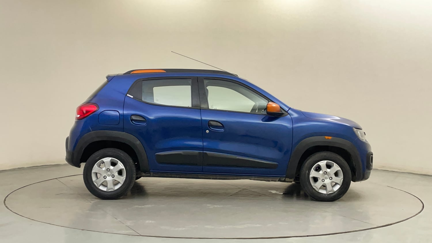 Used 2017 Renault Kwid CLIMBER 1.0 AMT Petrol Automatic exterior RIGHT SIDE VIEW