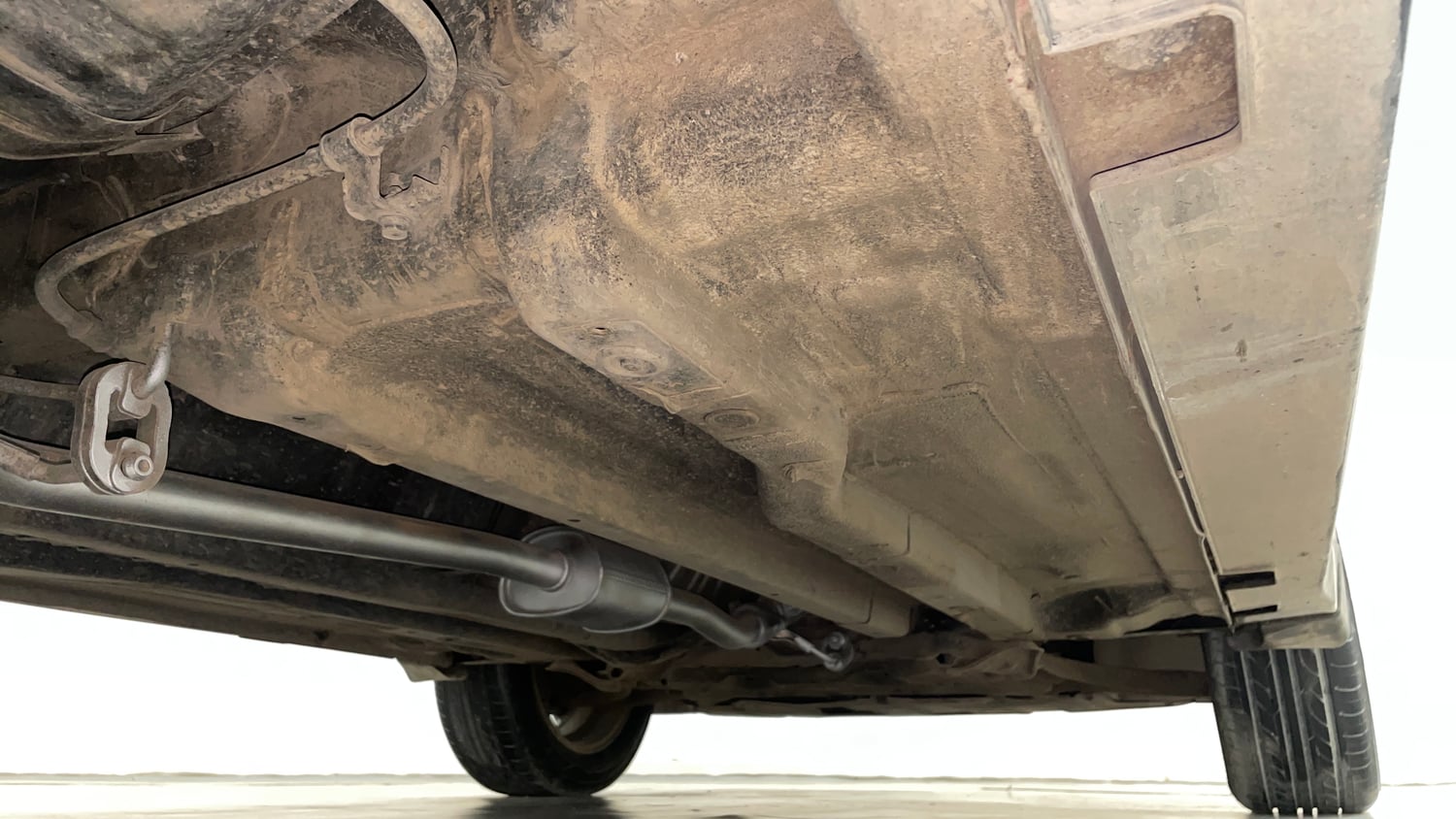 Used 2018 Hyundai Creta SX 1.6 AT Petrol Petrol Automatic extra REAR RIGHT UNDERBODY VIEW