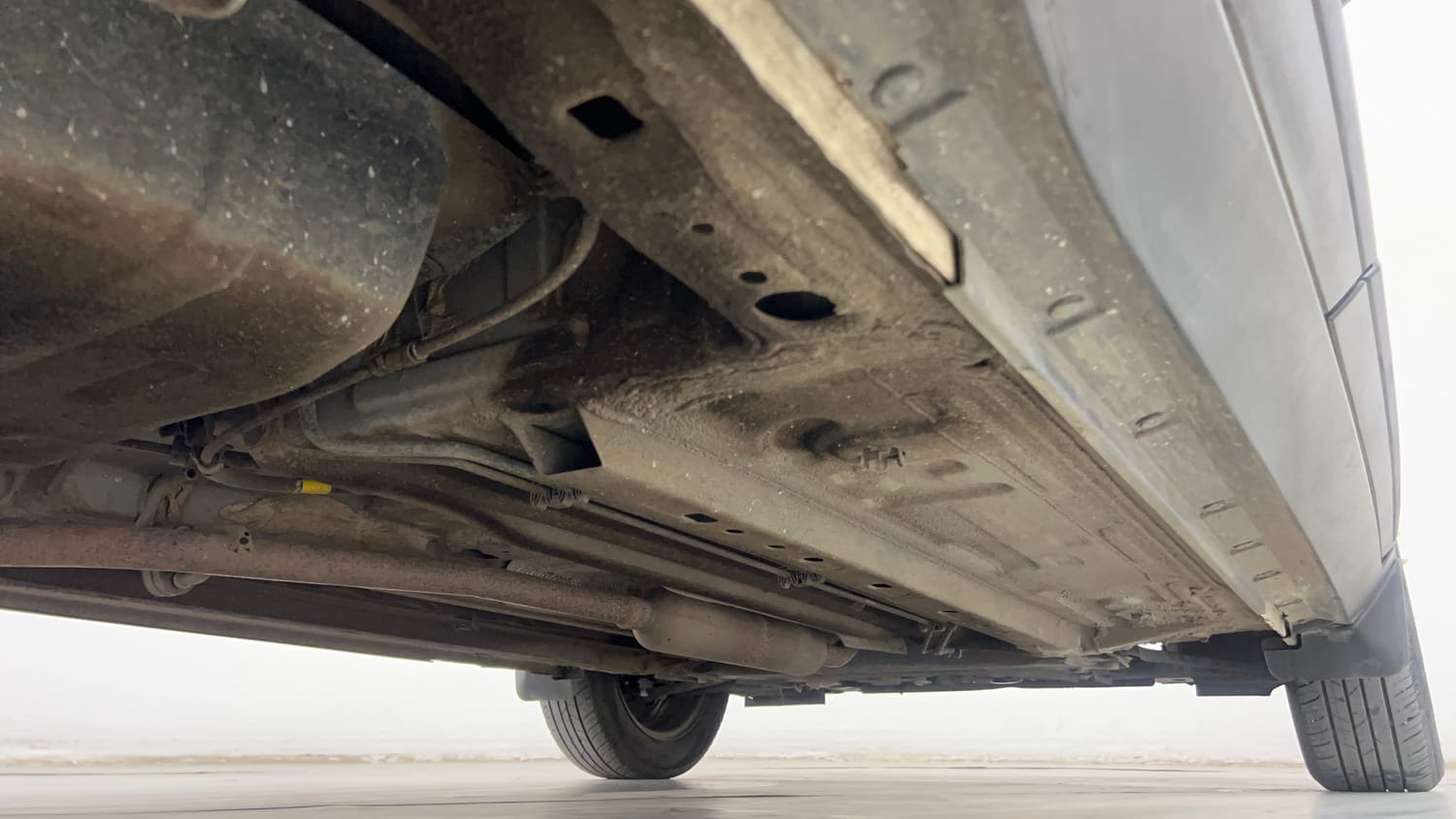 Used 2025 Nissan Magnite Visia B4D 1.0 Petrol MT Petrol Manual extra REAR RIGHT UNDERBODY VIEW