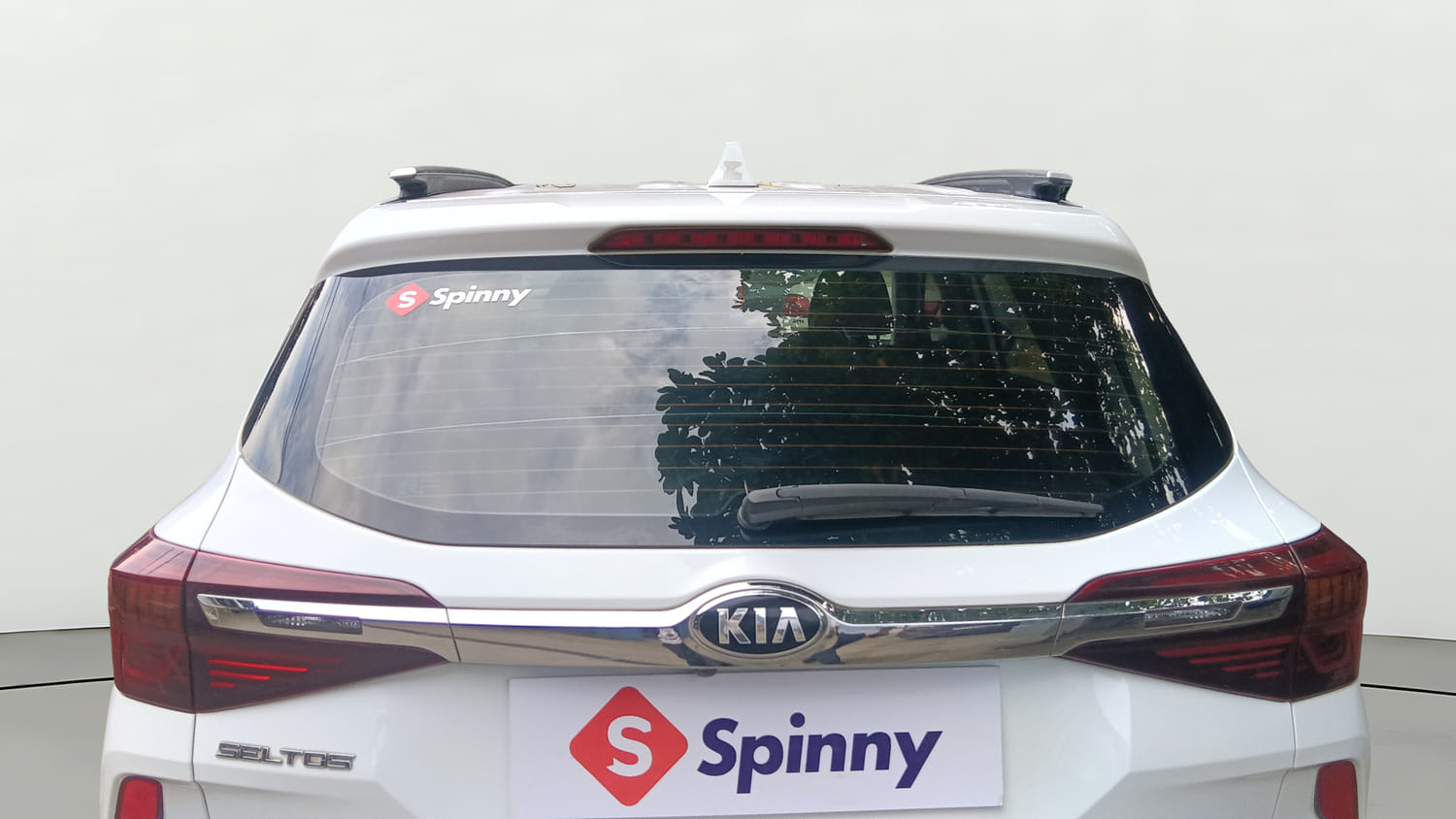 Used 2021 Kia Seltos HTX 1.5 Petrol Manual exterior BACK WINDSHIELD VIEW