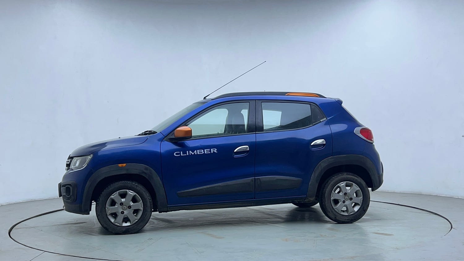 Used 2018 Renault Kwid CLIMBER 1.0 AMT Petrol Automatic exterior LEFT SIDE VIEW
