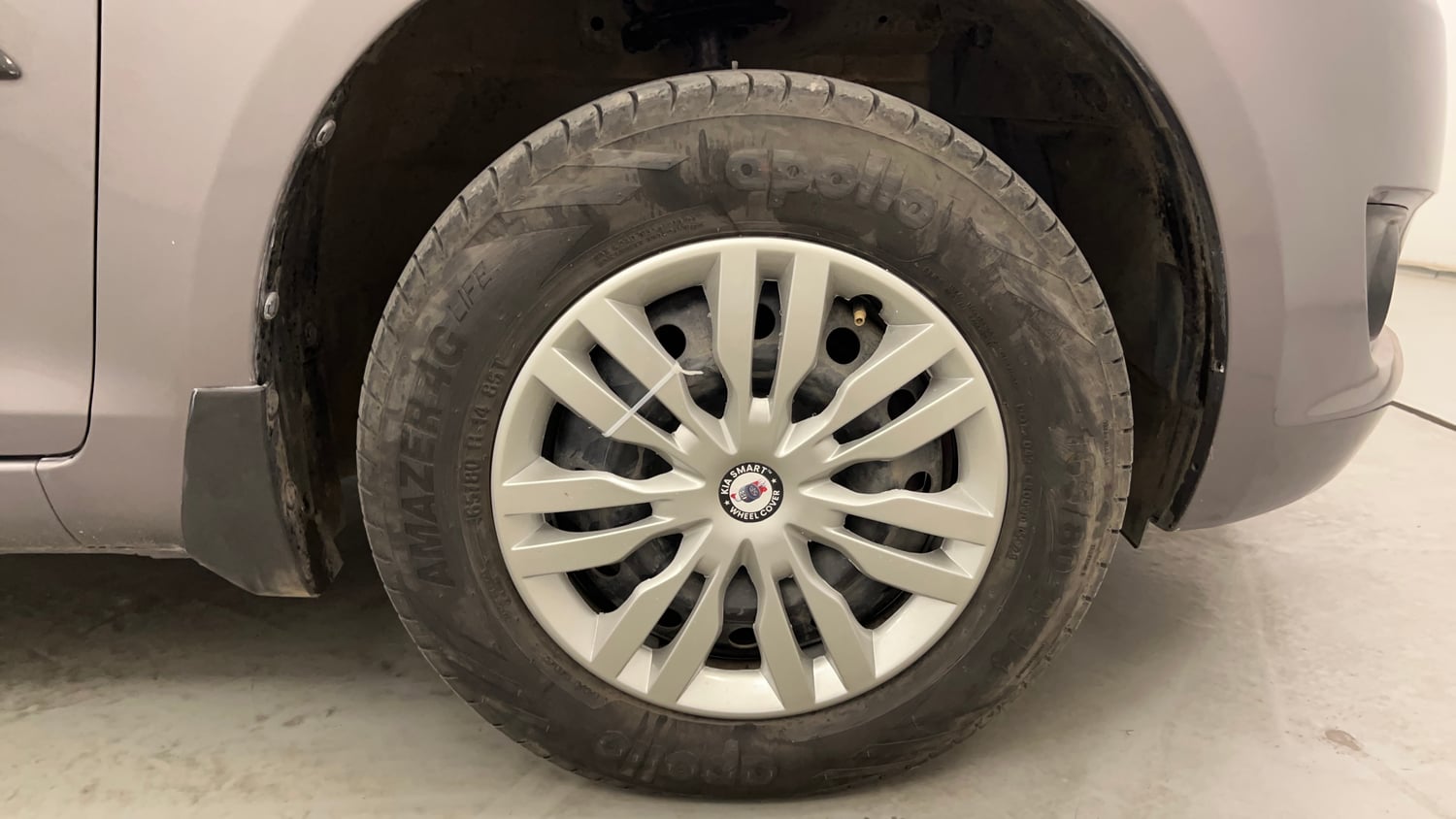 Used 2012 Maruti Suzuki Swift VXi Petrol Manual tyres RIGHT FRONT TYRE RIM VIEW