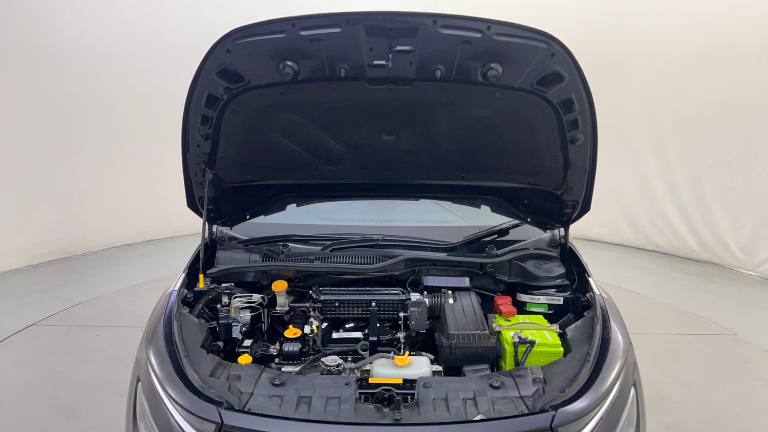 Used 2023 Tata Altroz XZA Plus Petrol Dark Edtion Petrol Automatic engine ENGINE & BONNET OPEN FRONT VIEW