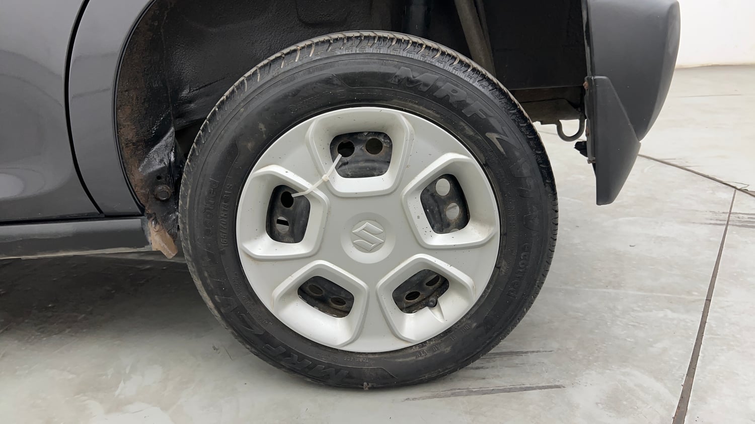 Used 2023 Maruti Suzuki S-Presso VXi (O) AMT Petrol Automatic tyres LEFT REAR TYRE RIM VIEW
