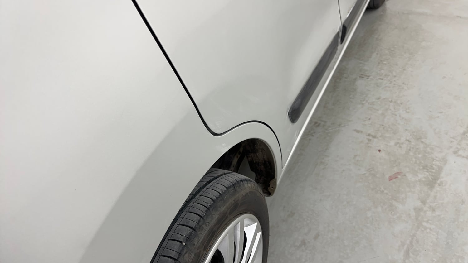 Used 2012 Maruti Suzuki Wagon R 1.0 VXi Petrol Manual dents MINOR SCRATCH