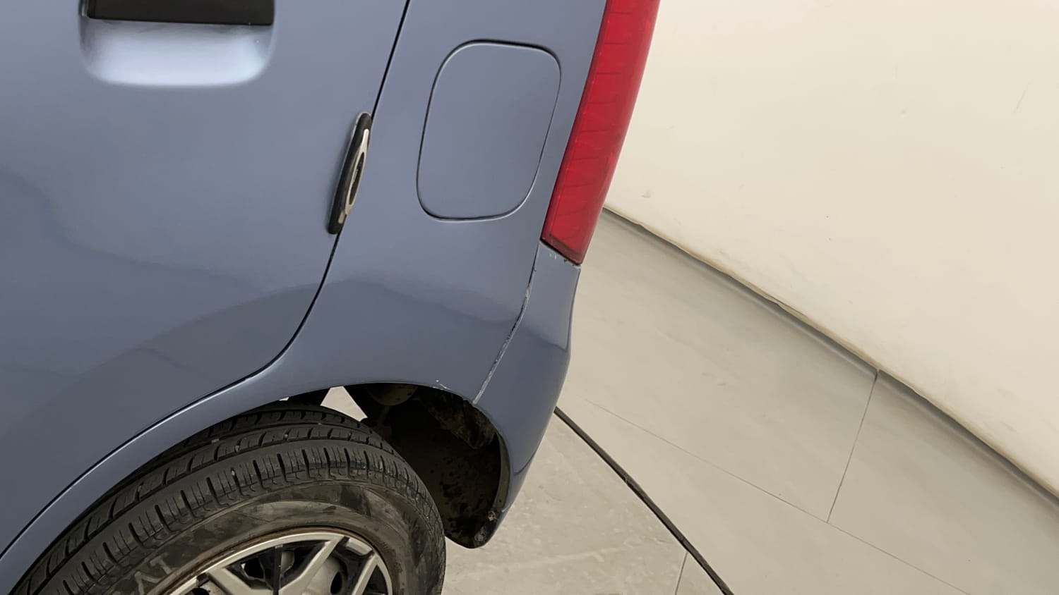 Used 2014 Maruti Suzuki Wagon R LXI CNG Cng Manual dents MINOR SCRATCH