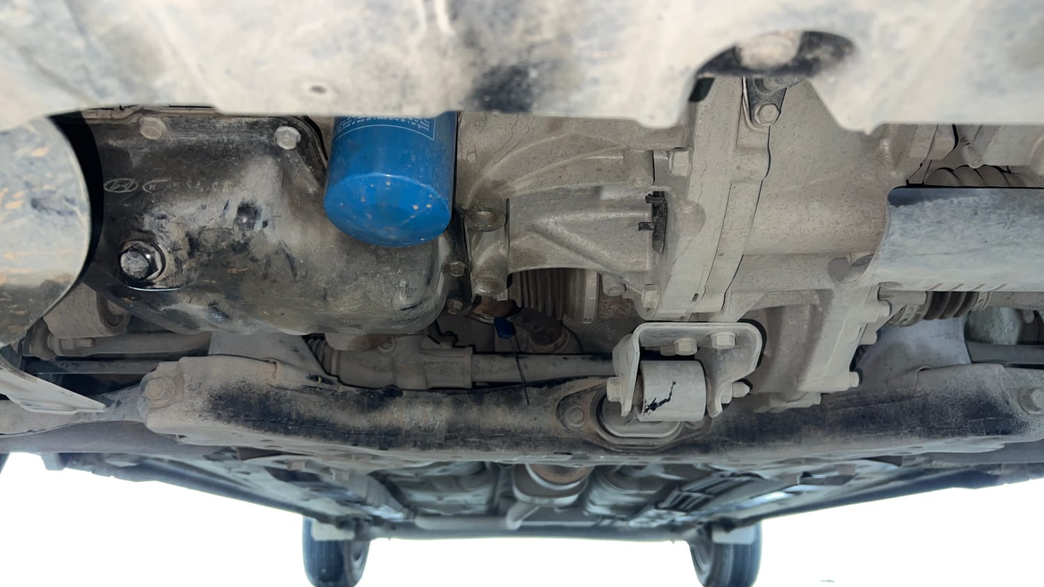 Used 2024 Hyundai Aura SX Plus 1.2 AMT Petrol Petrol Automatic extra FRONT LEFT UNDERBODY VIEW