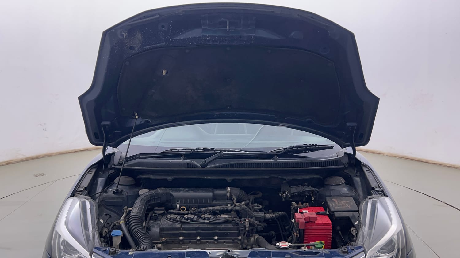 Used 2020 Maruti Suzuki Baleno Zeta Petrol Manual engine ENGINE & BONNET OPEN FRONT VIEW