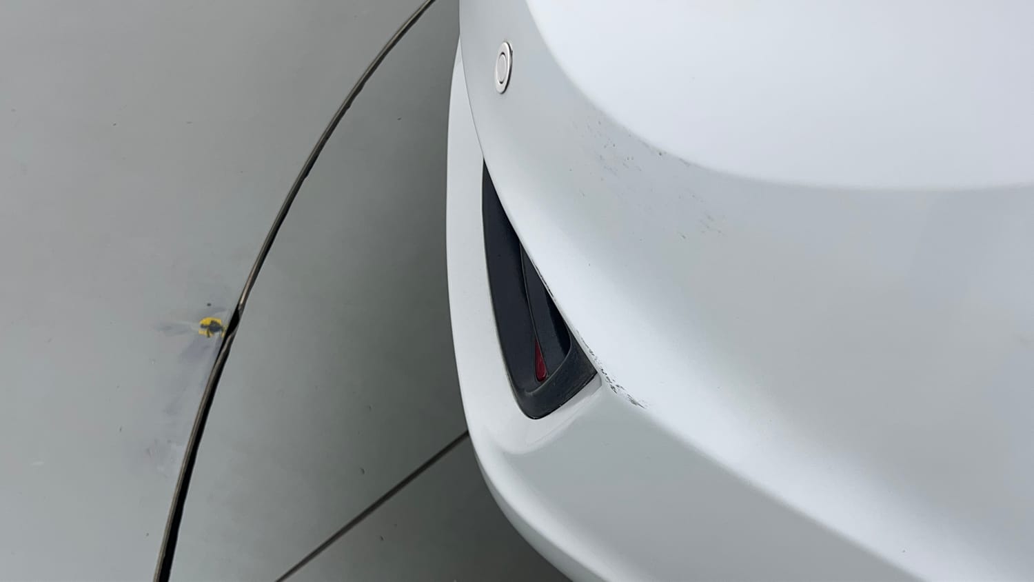Used 2016 Maruti Suzuki Ciaz VXi+ AT Petrol Automatic dents MINOR SCRATCH