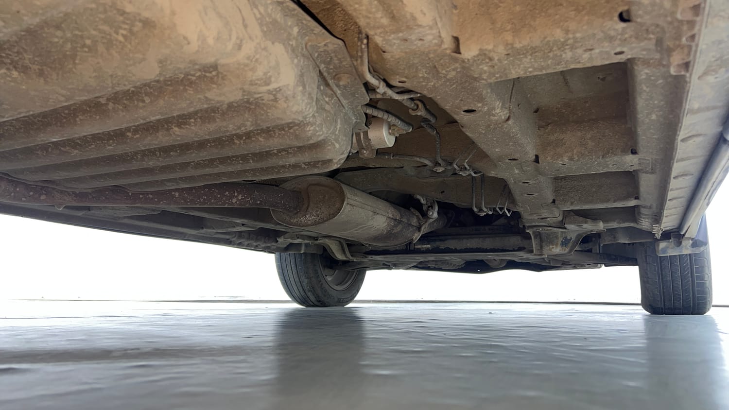 Used 2020 MG Motors Hector Sharp 1.5 DCT Petrol Petrol Automatic extra REAR RIGHT UNDERBODY VIEW