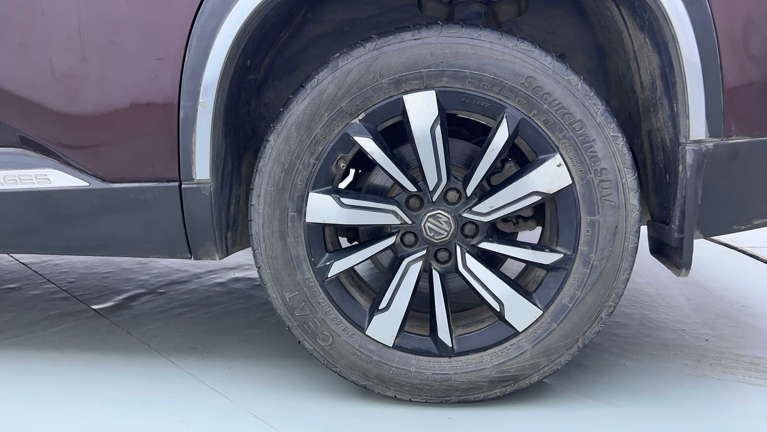 Used 2020 MG Motors Hector Sharp 1.5 DCT Petrol Petrol Automatic tyres LEFT REAR TYRE RIM VIEW