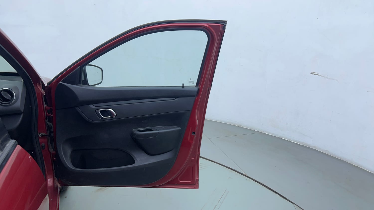 Used 2019 Renault Kwid RXT (O) 1.0 SCE Edition Petrol Manual interior RIGHT FRONT DOOR OPEN VIEW
