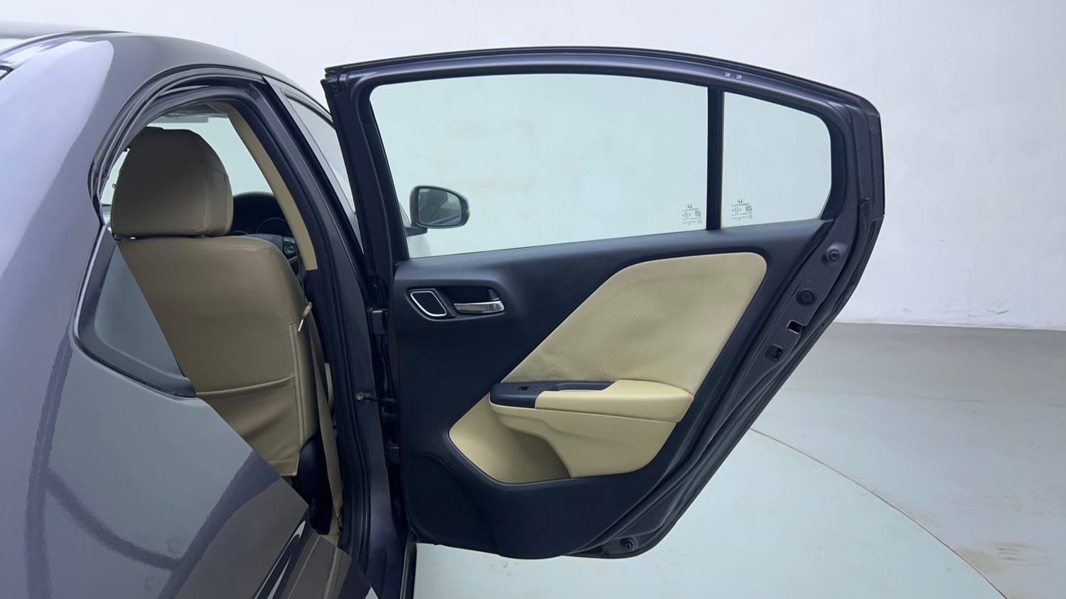 Used 2018 Honda City V Petrol Petrol Manual interior RIGHT REAR DOOR OPEN VIEW