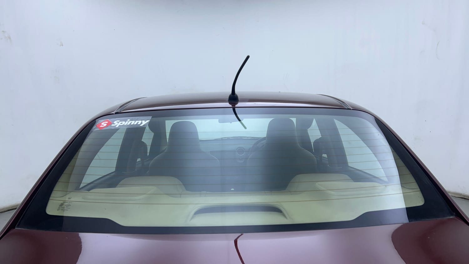 Used 2015 Honda Amaze 1.2 VX  (O)  i-VTEC Petrol Manual exterior BACK WINDSHIELD VIEW