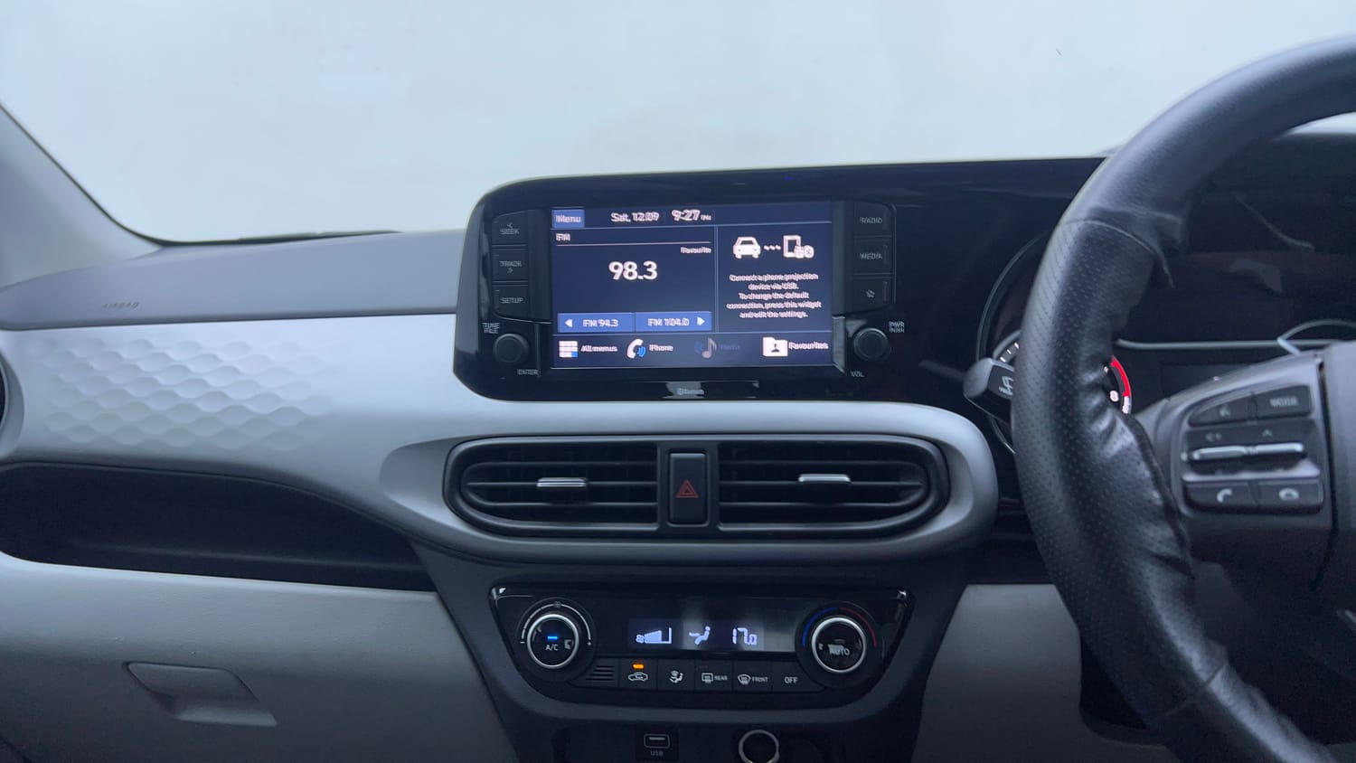 Used 2022 Hyundai Grand i10 Nios Sportz AMT 1.2 Kappa VTVT Petrol Automatic interior MUSIC SYSTEM & AC CONTROL VIEW
