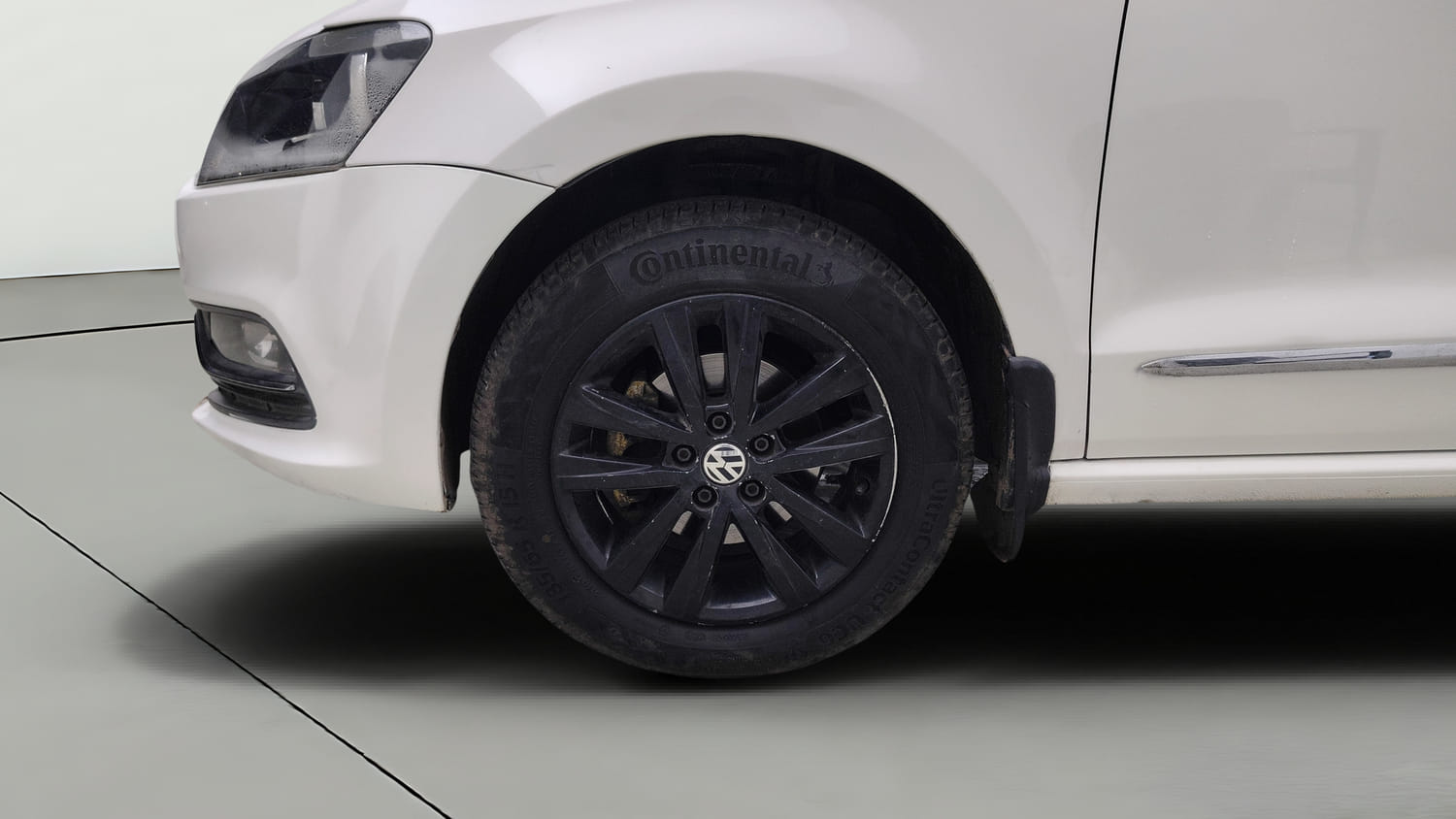 Used 2016 Volkswagen Polo GT TSI Petrol Automatic tyres LEFT FRONT TYRE RIM VIEW