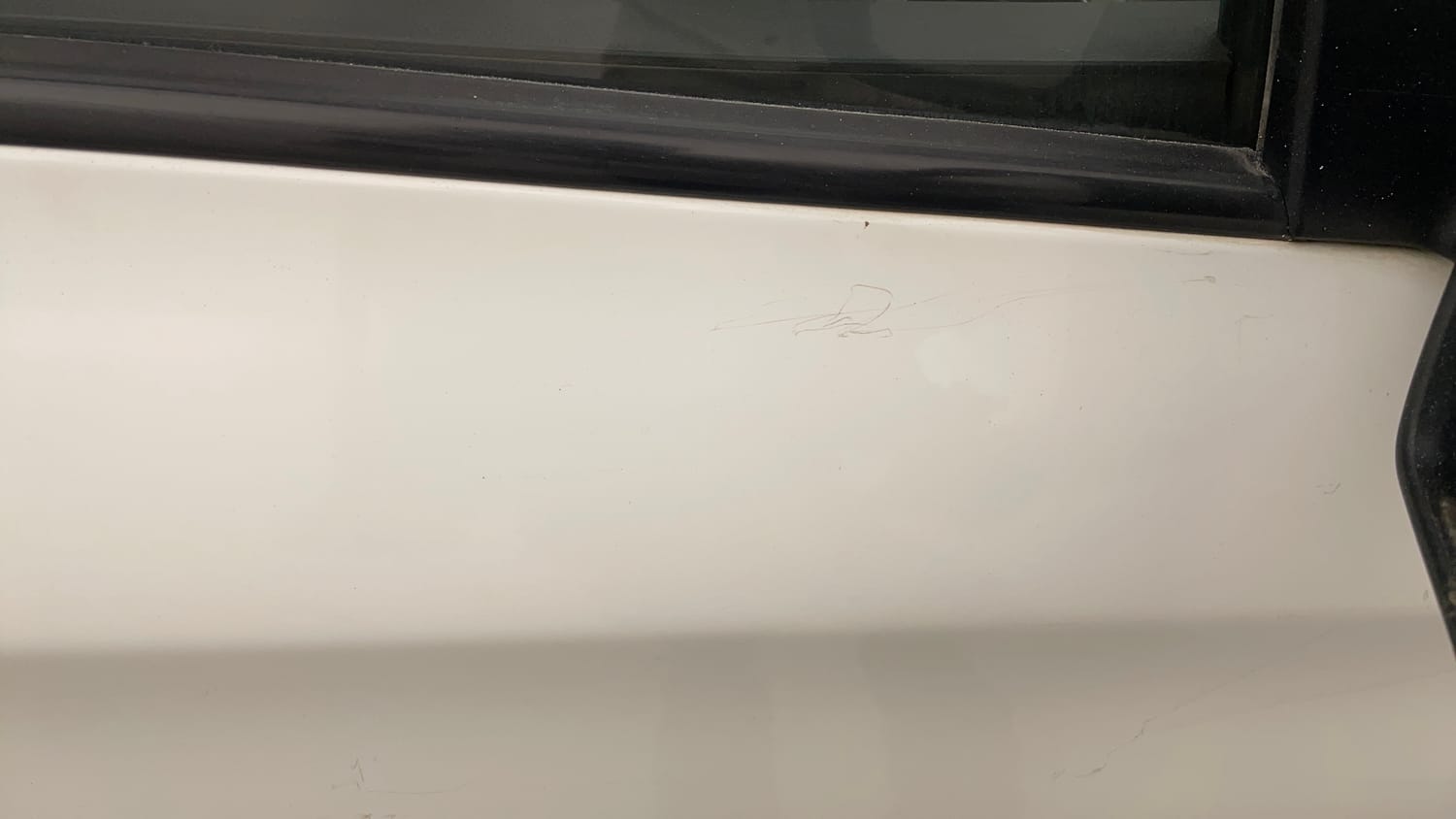 Used 2020 Hyundai Elite i20 Sportz Plus 1.2 Petrol Manual dents MINOR SCRATCH