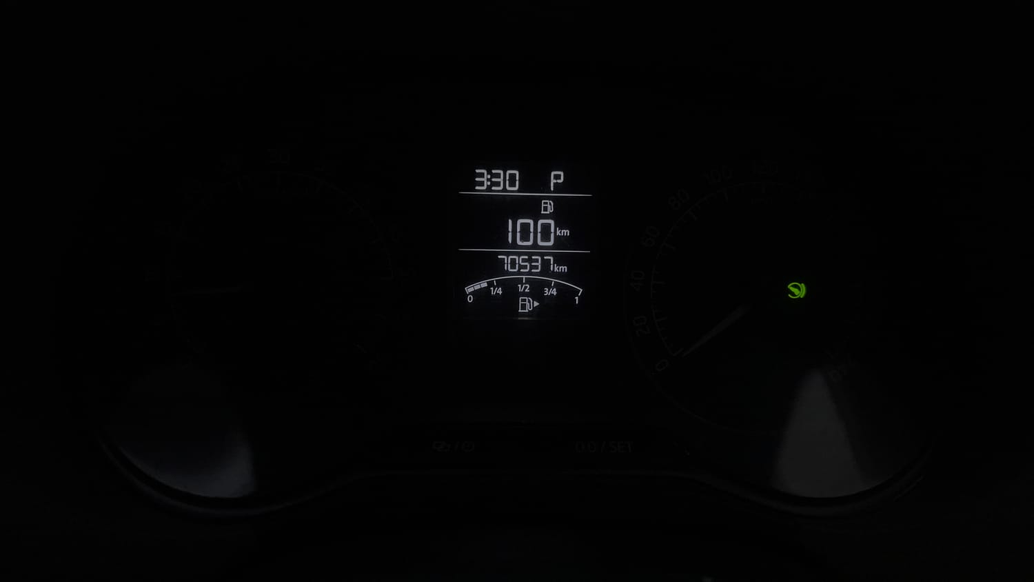 Used 2016 Skoda Rapid 1.5 TDI CR Style Plus AT Diesel Automatic interior CLUSTERMETER VIEW