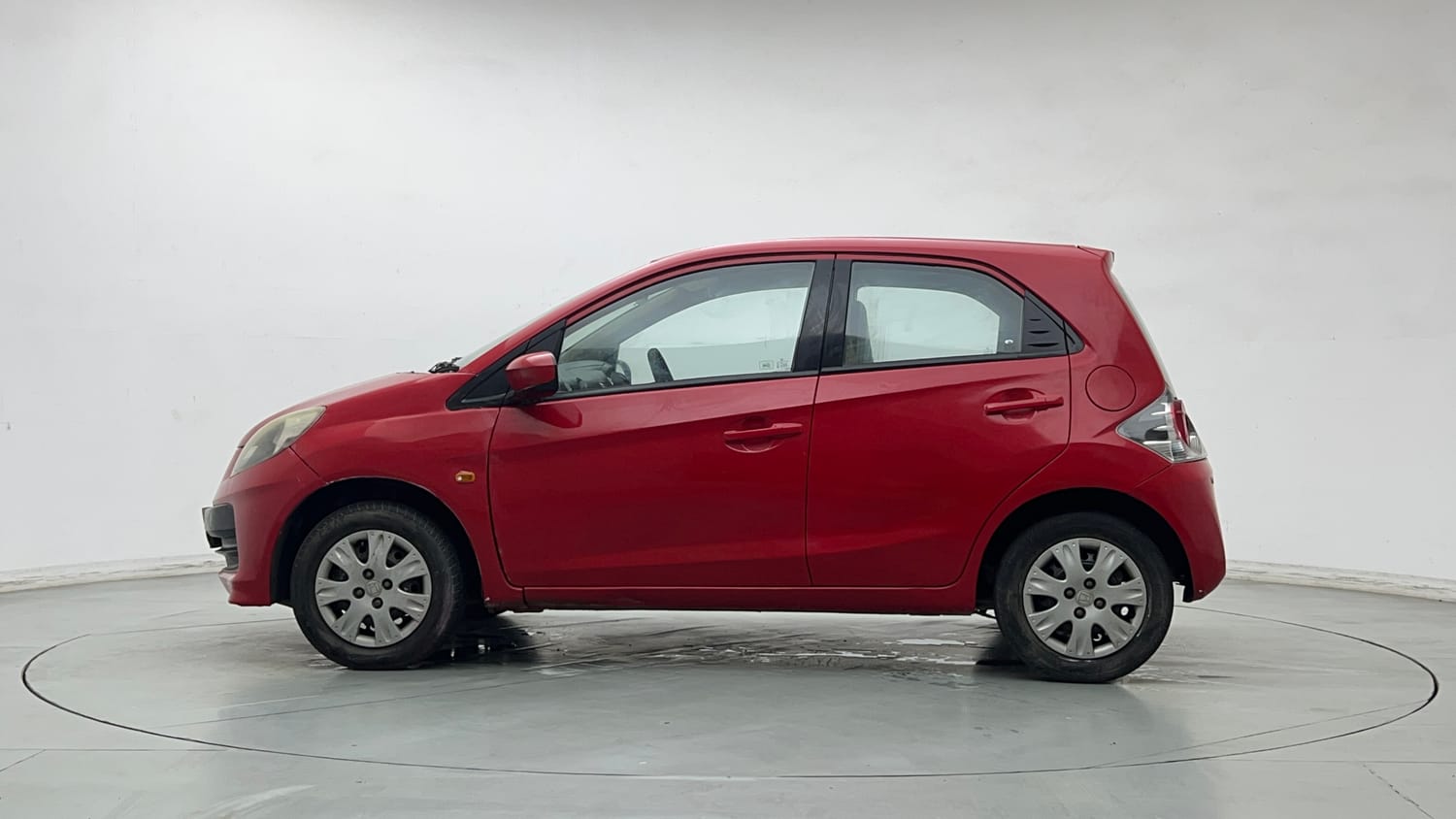 Used 2013 Honda Brio S MT Petrol Manual exterior LEFT SIDE VIEW
