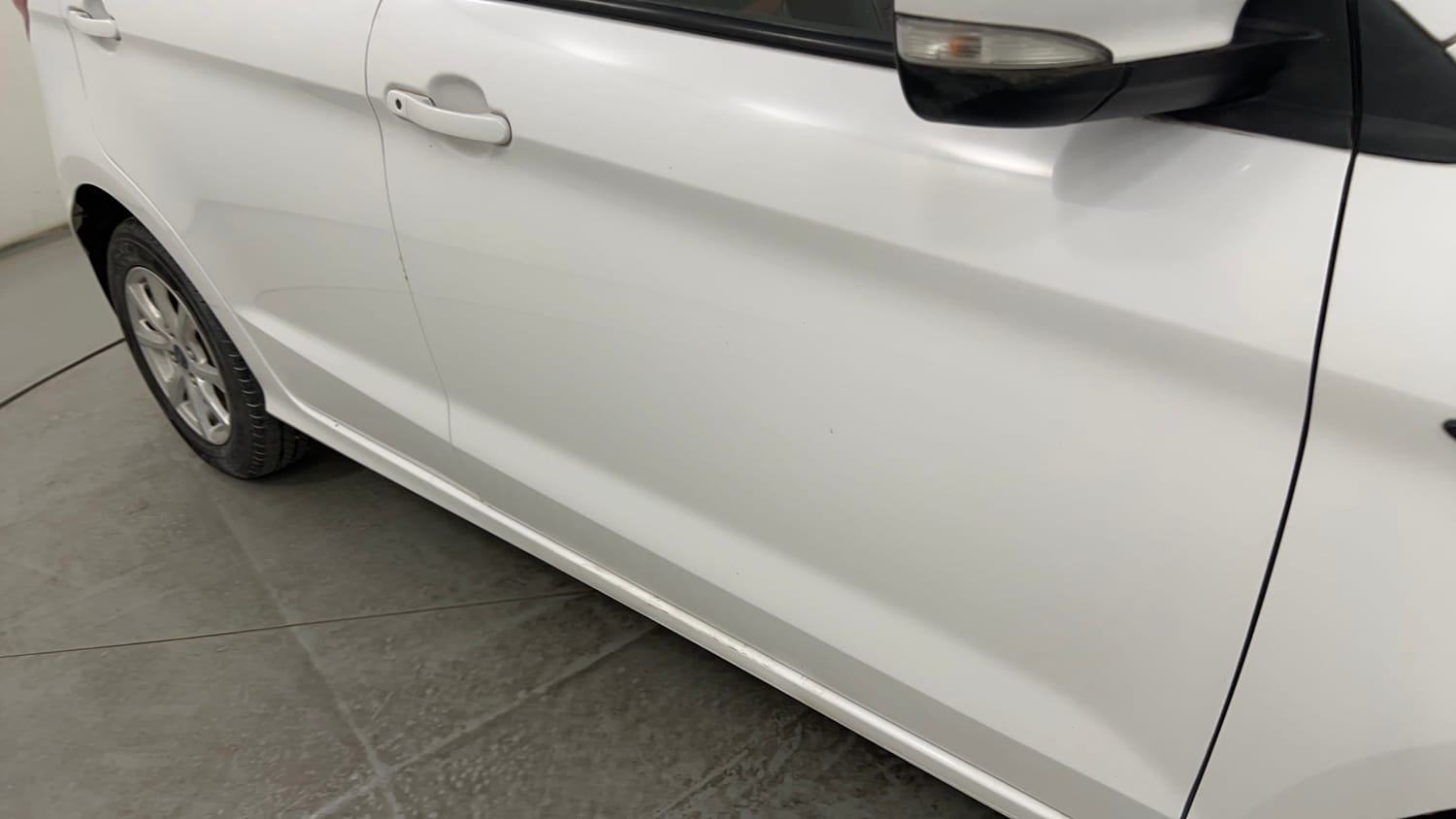 Used 2019 Ford Figo Titanium 1.2 Ti-VCT MT Petrol Manual dents MINOR SCRATCH