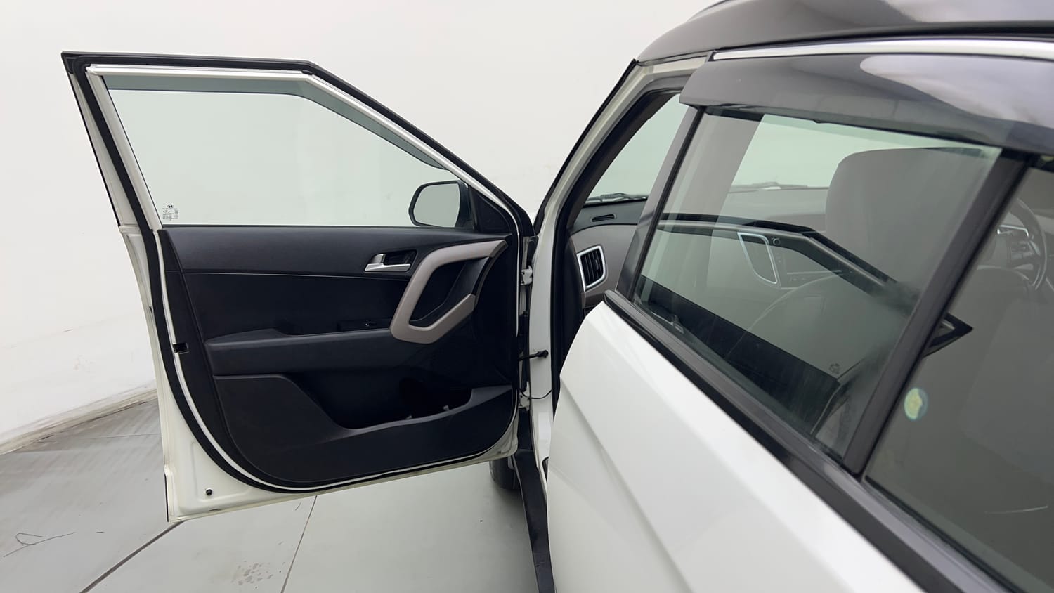 Used 2018 Hyundai Creta SX 1.6 AT Petrol Petrol Automatic interior LEFT FRONT DOOR OPEN VIEW