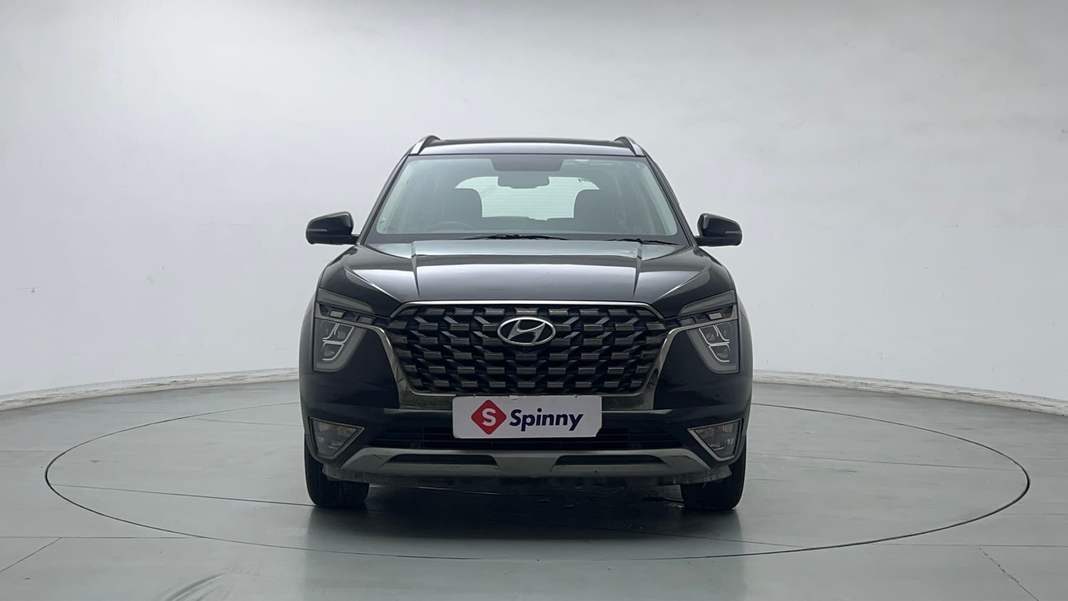 Used 2022 Hyundai Alcazar Signature (O) 6 STR 1.5 Diesel AT Diesel Automatic exterior FRONT VIEW