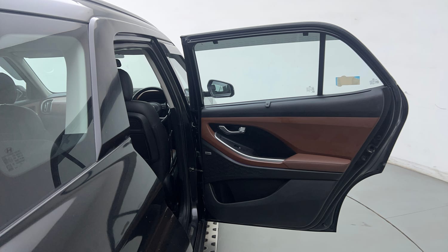 Used 2022 Hyundai Alcazar Signature (O) 6 STR 1.5 Diesel AT Diesel Automatic interior RIGHT REAR DOOR OPEN VIEW