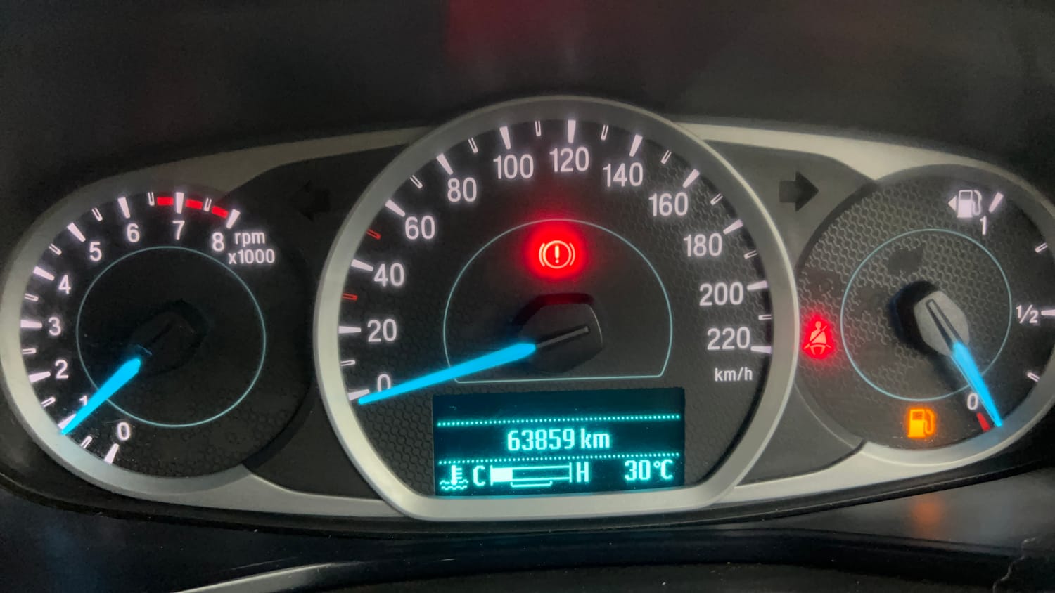Used 2020 Ford Freestyle Titanium Plus 1.2 Ti-VCT Petrol Manual interior CLUSTERMETER VIEW
