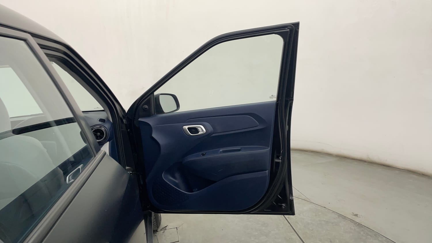Used 2026 Hyundai Exter 1.2 Kappa Petrol AMT HX 3 Petrol Automatic interior RIGHT FRONT DOOR OPEN VIEW
