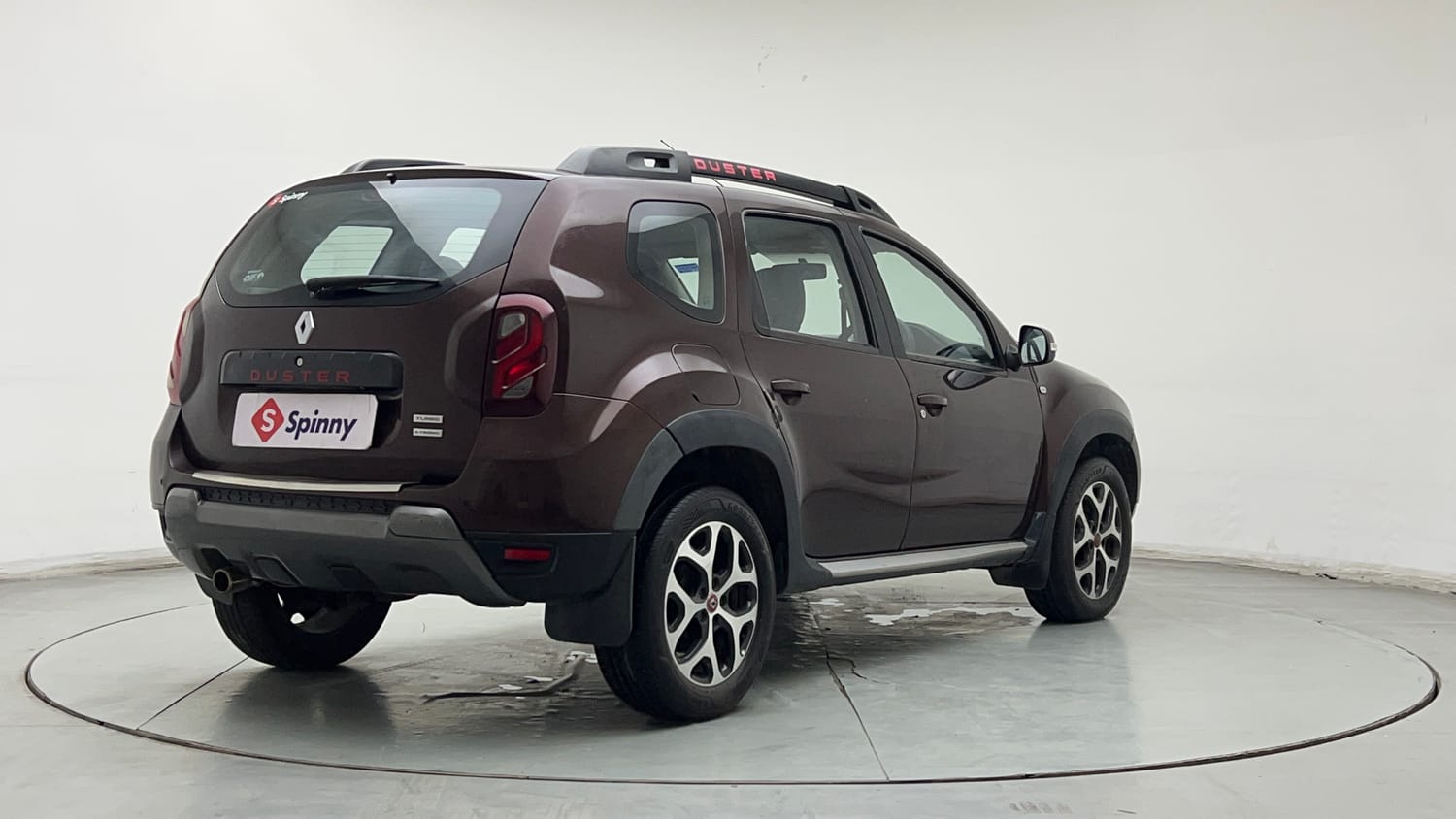 Used 2021 Renault Duster RXZ 1.3 Turbo Petrol CVT Petrol Automatic exterior RIGHT REAR CORNER VIEW