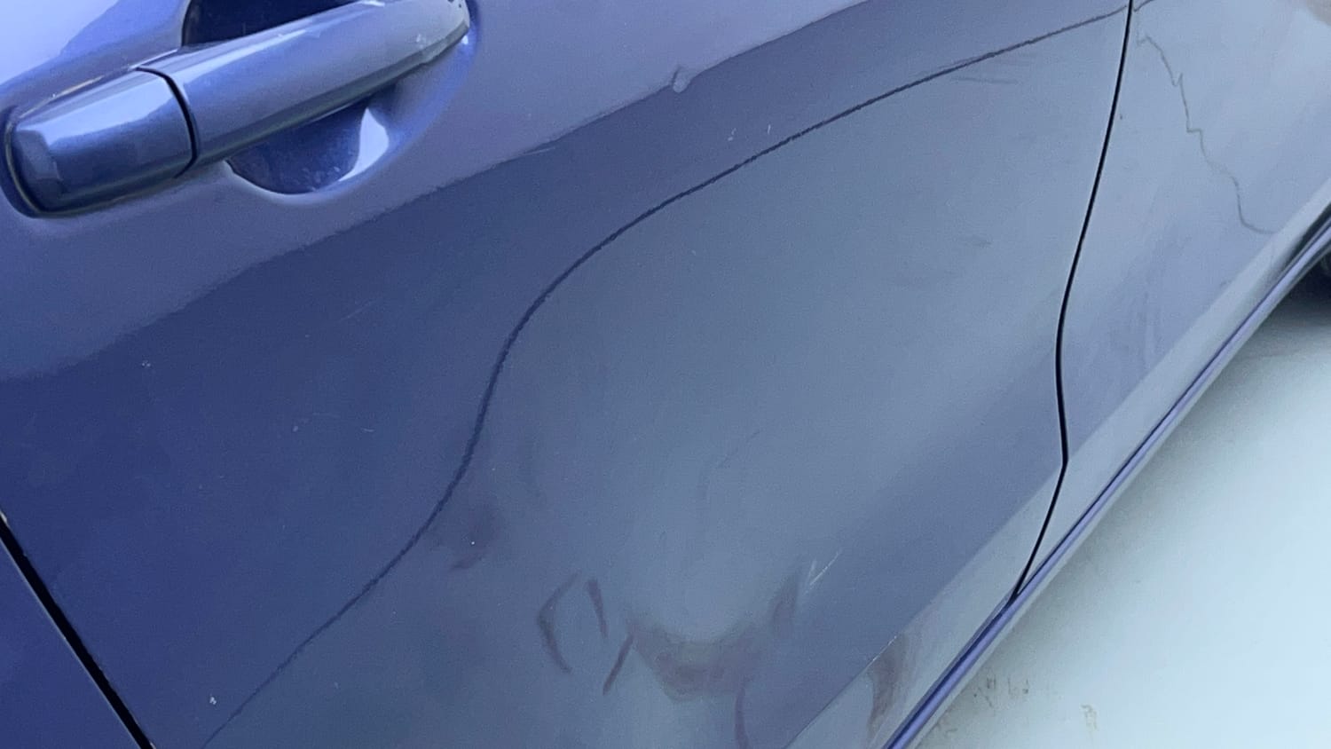 Used 2017 Maruti Suzuki Dzire ZXi Plus AMT Petrol Automatic dents MINOR DENT