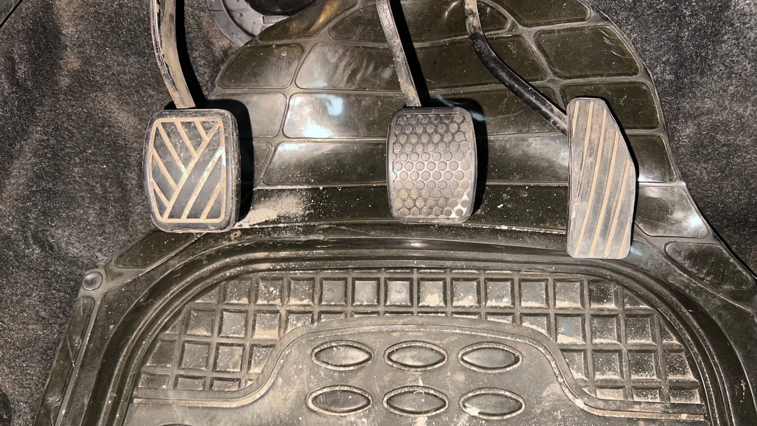 Used 2015 Maruti Suzuki Wagon R LXI CNG Cng Manual interior PEDALS VIEW