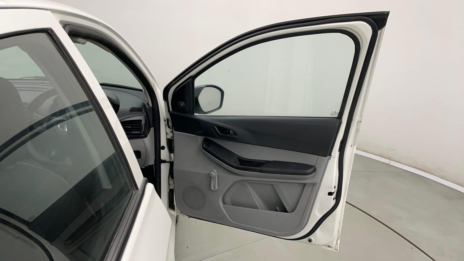 Used 2021 Tata Tiago XE Petrol Manual interior RIGHT FRONT DOOR OPEN VIEW
