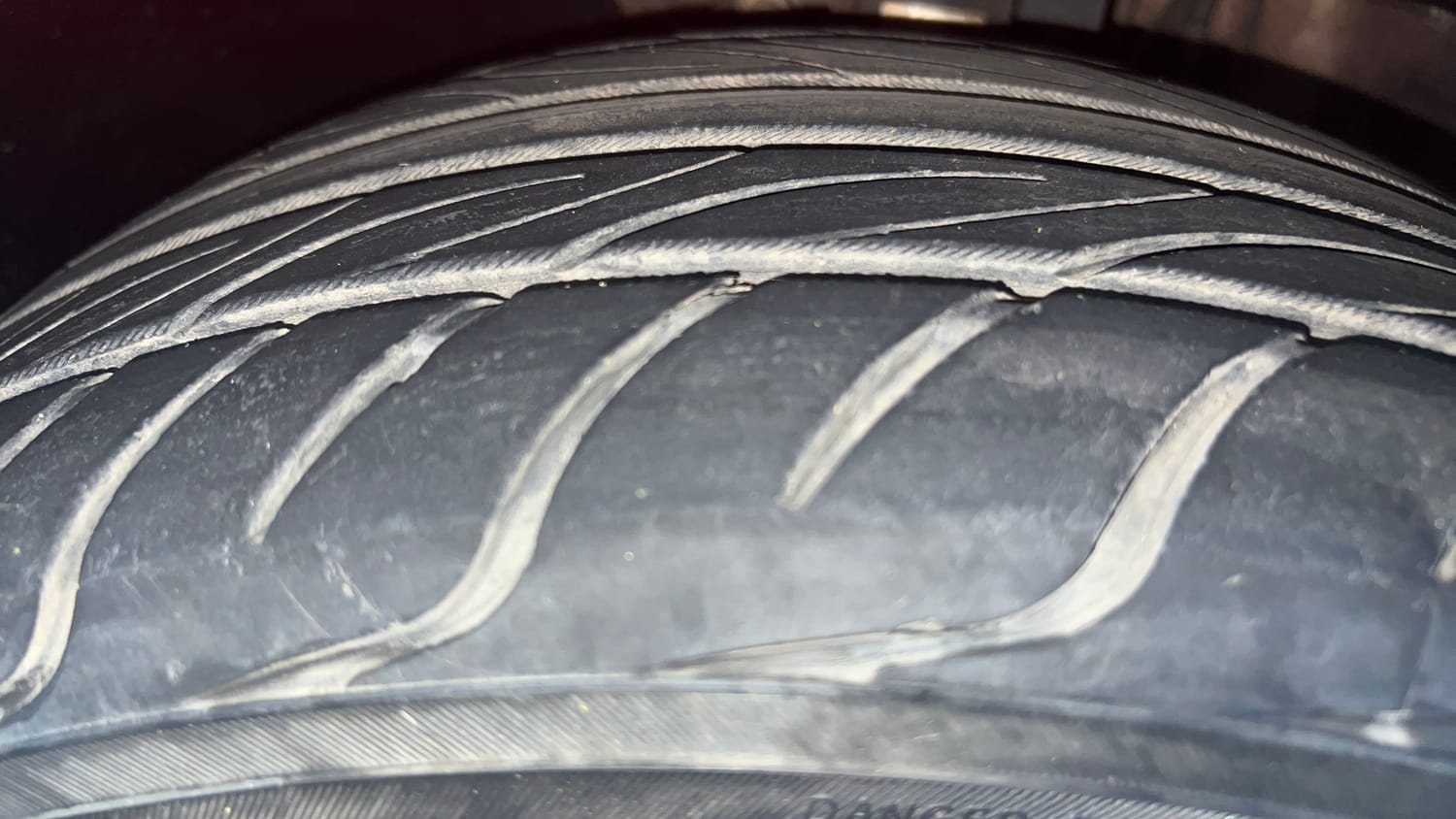 Used 2018 Volkswagen Polo GT TSI Petrol Automatic tyres LEFT FRONT TYRE TREAD VIEW