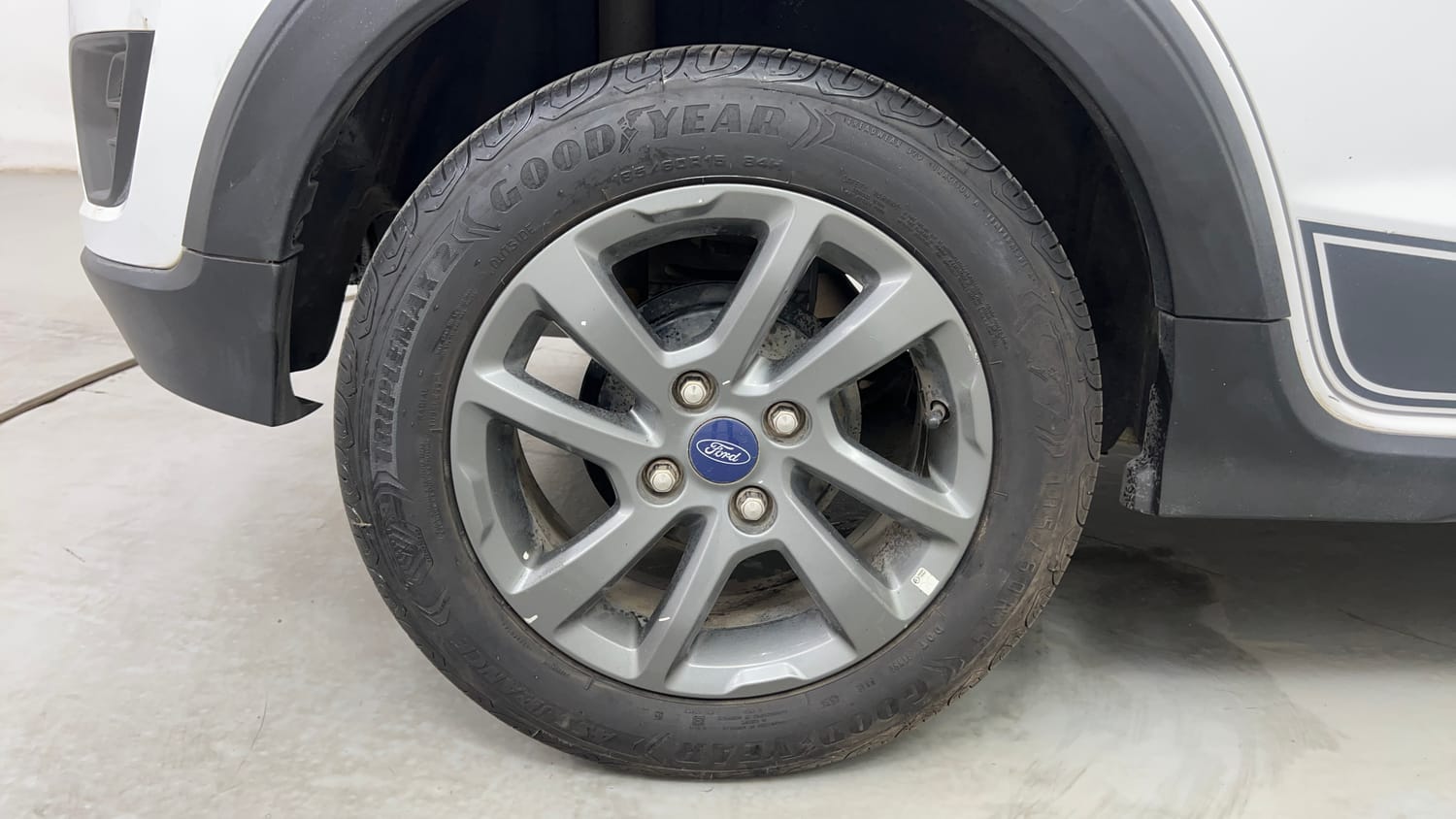 Used 2020 Ford Freestyle Titanium Plus 1.2 Ti-VCT Petrol Manual tyres RIGHT REAR TYRE RIM VIEW