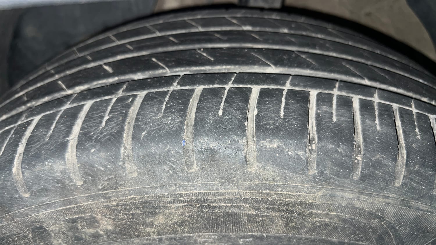 Used 2022 MG Motors Hector Sharp 1.5 Petrol CVT Petrol Automatic tyres LEFT FRONT TYRE TREAD VIEW