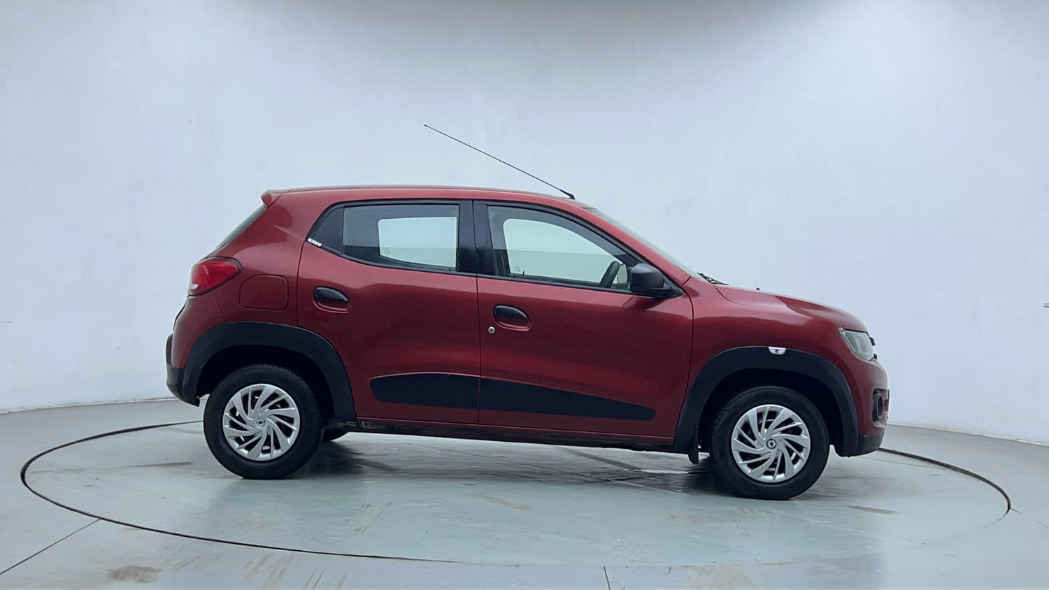 Used 2016 Renault Kwid RXT Petrol Manual exterior RIGHT SIDE VIEW