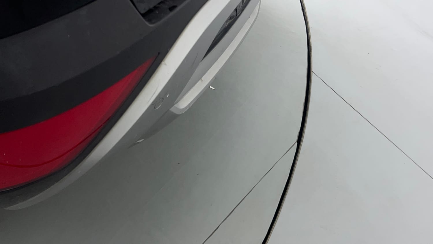 Used 2022 Hyundai Alcazar Signature (O) 6 STR 1.5 Diesel AT Diesel Automatic dents MINOR SCRATCH