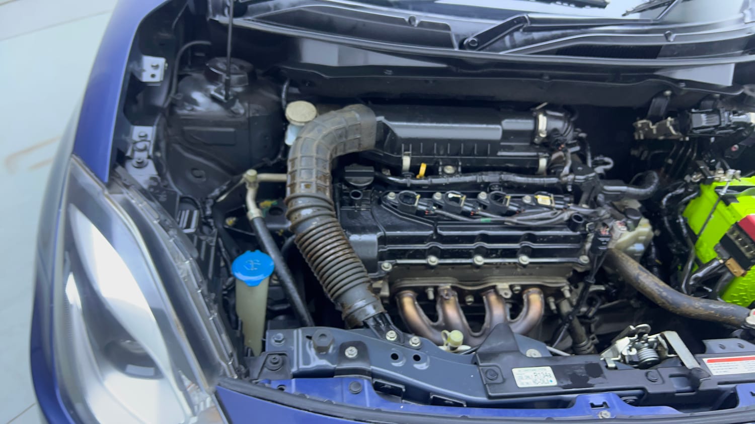 Used 2017 Maruti Suzuki Dzire ZXi Plus AMT Petrol Automatic engine ENGINE RIGHT SIDE VIEW