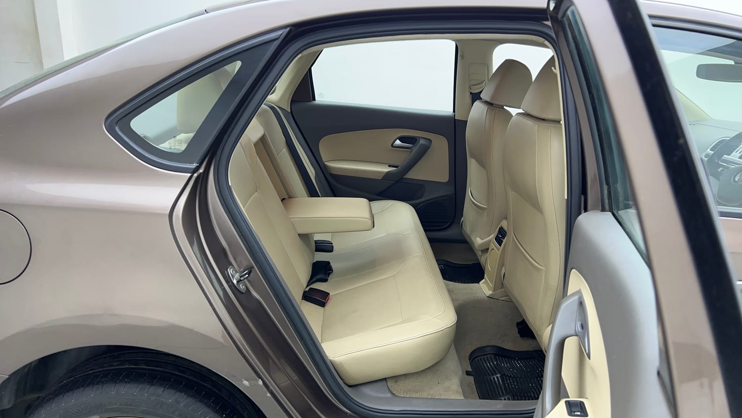 Used 2016 Volkswagen Vento Highline Petrol AT Petrol Automatic interior RIGHT SIDE REAR DOOR CABIN VIEW