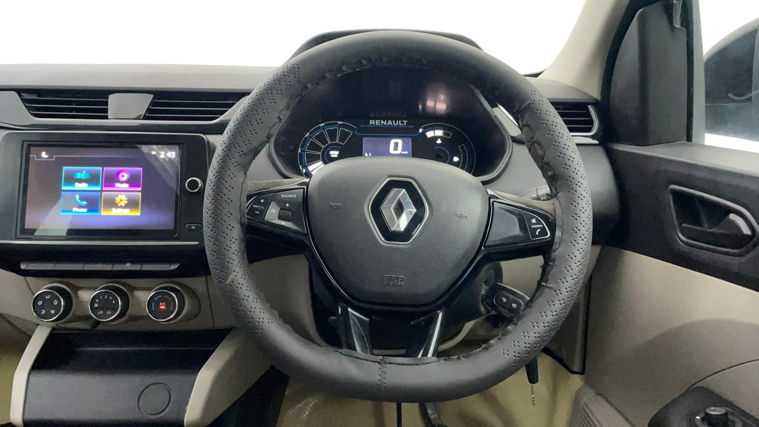 Used 2022 Renault Triber RXT EASY-R AMT Petrol Automatic interior STEERING VIEW