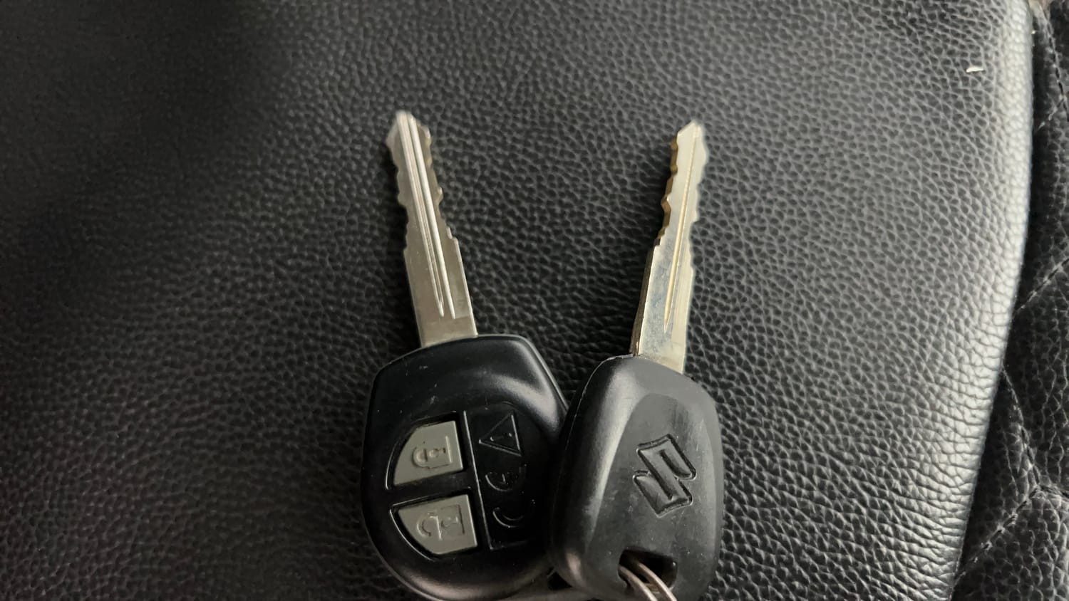 Used 2019 Maruti Suzuki Celerio ZXi Petrol Manual extra CAR KEY VIEW