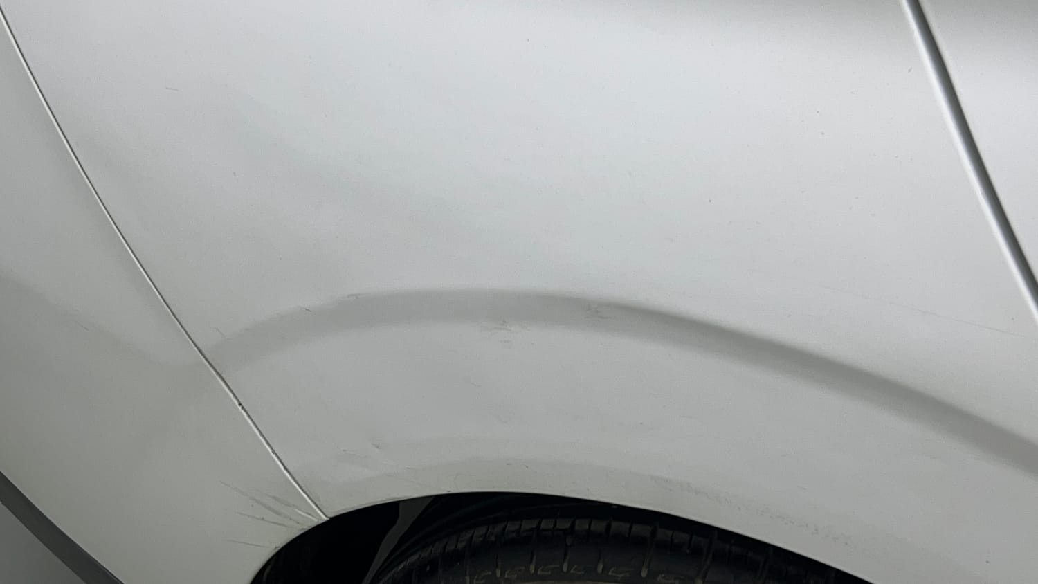Used 2024 Hyundai Aura SX Plus 1.2 AMT Petrol Petrol Automatic dents MINOR SCRATCH