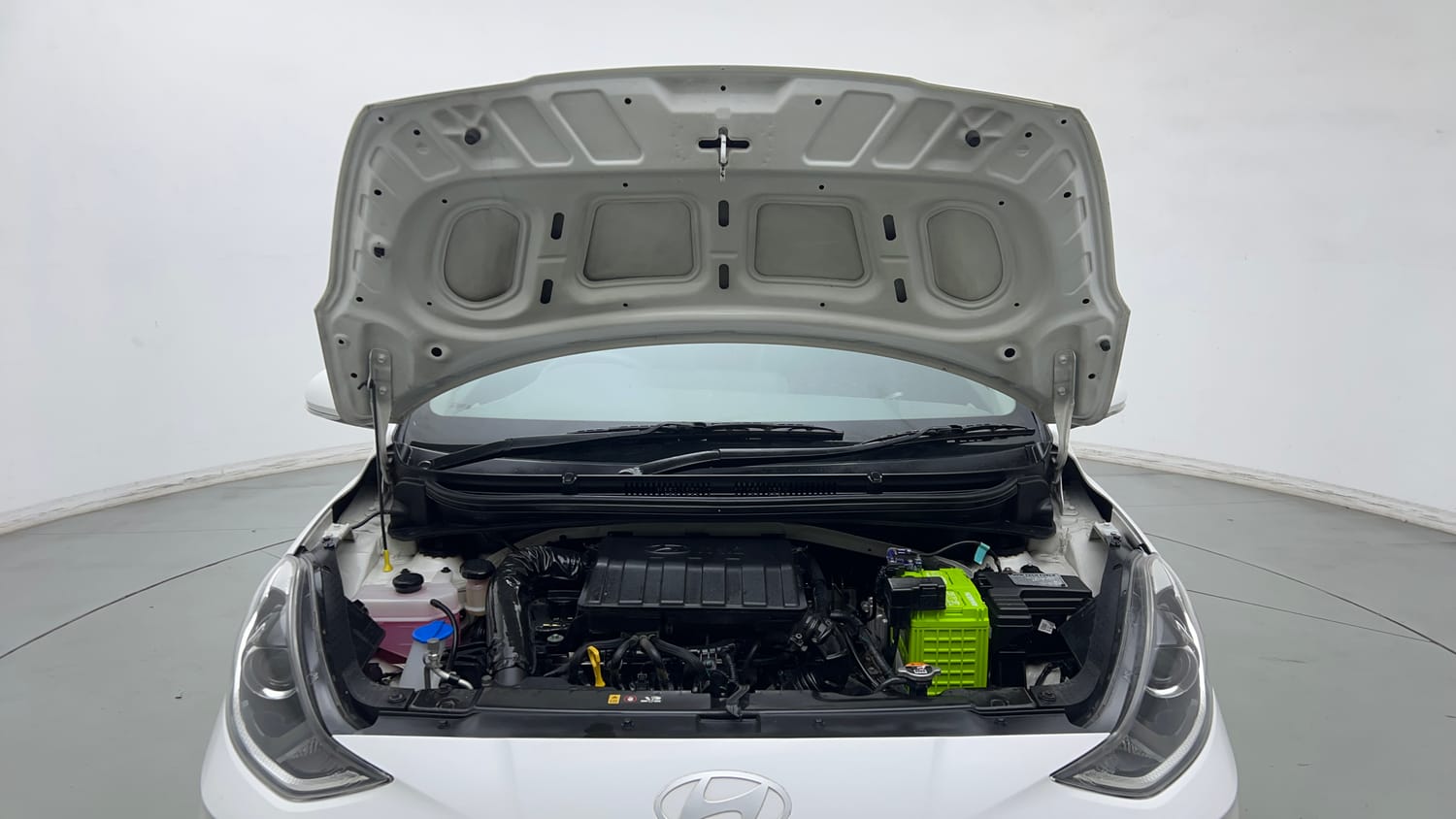 Used 2023 Hyundai Grand i10 Nios Sportz 1.2 Kappa CNG Cng Manual engine ENGINE & BONNET OPEN FRONT VIEW