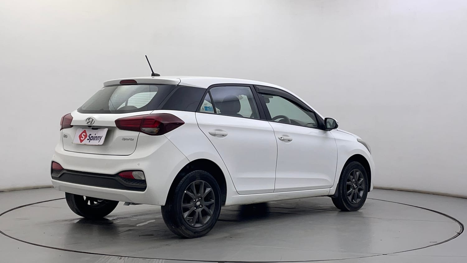 Used 2020 Hyundai Elite i20 Sportz Plus 1.2 Petrol Manual exterior RIGHT REAR CORNER VIEW