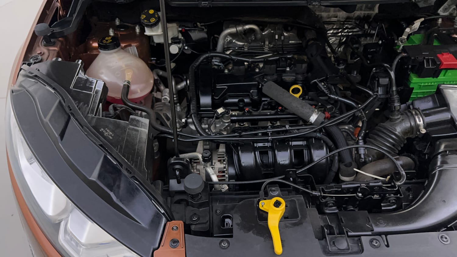 Used 2018 Ford EcoSport Titanium 1.5L Ti-VCT Petrol Manual engine ENGINE RIGHT SIDE VIEW